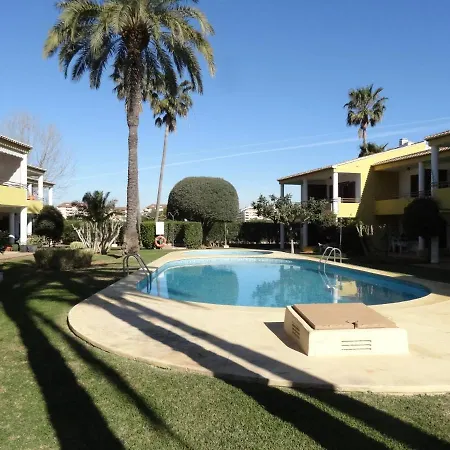 아파트 El Cau Del Montgo